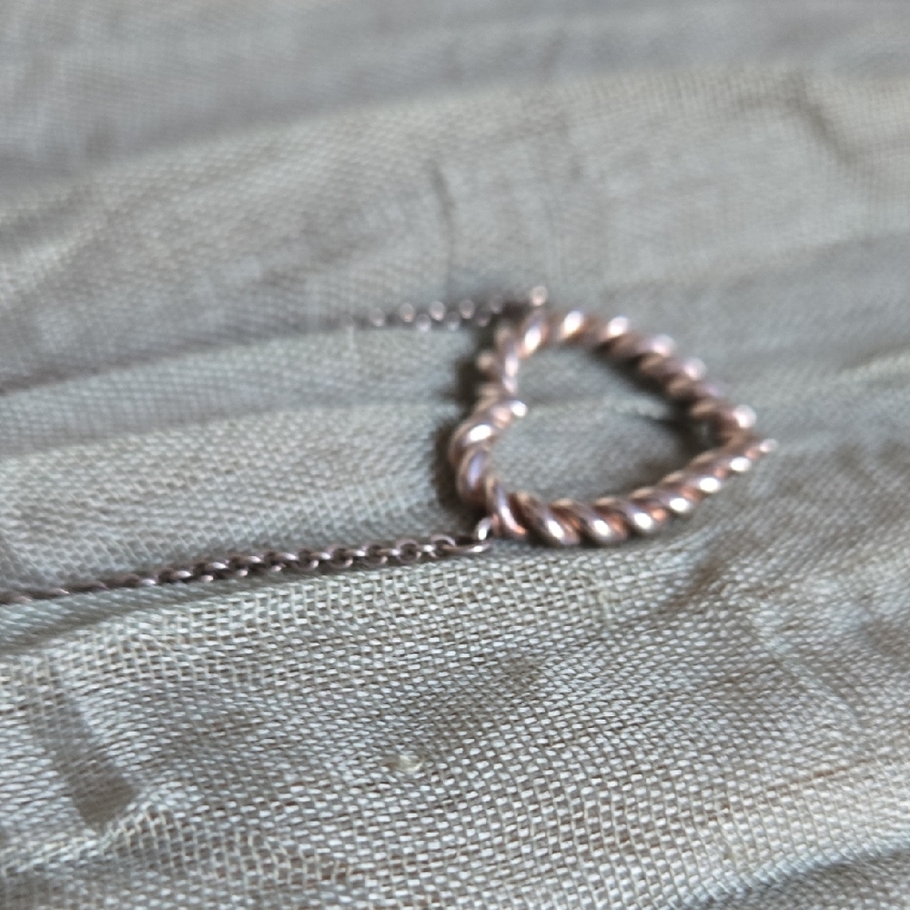 Vintage Tiffany & Co. 925 Silver Twisted Rope, Twisted Heart Necklace - Picture 4 of 15